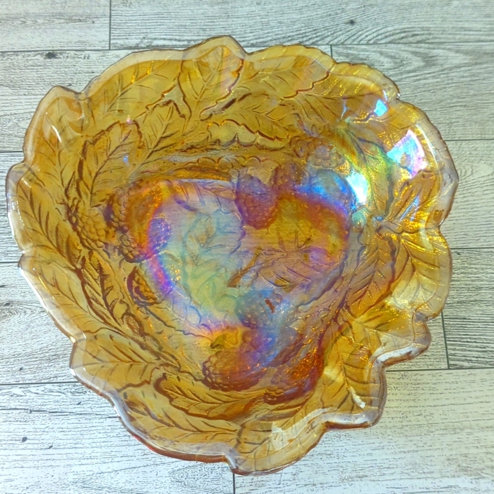Vintage Indiana Glass Loganberry pattern dish